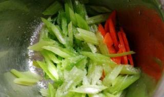水煮花生和芹菜的做法 凉拌芹菜花生米